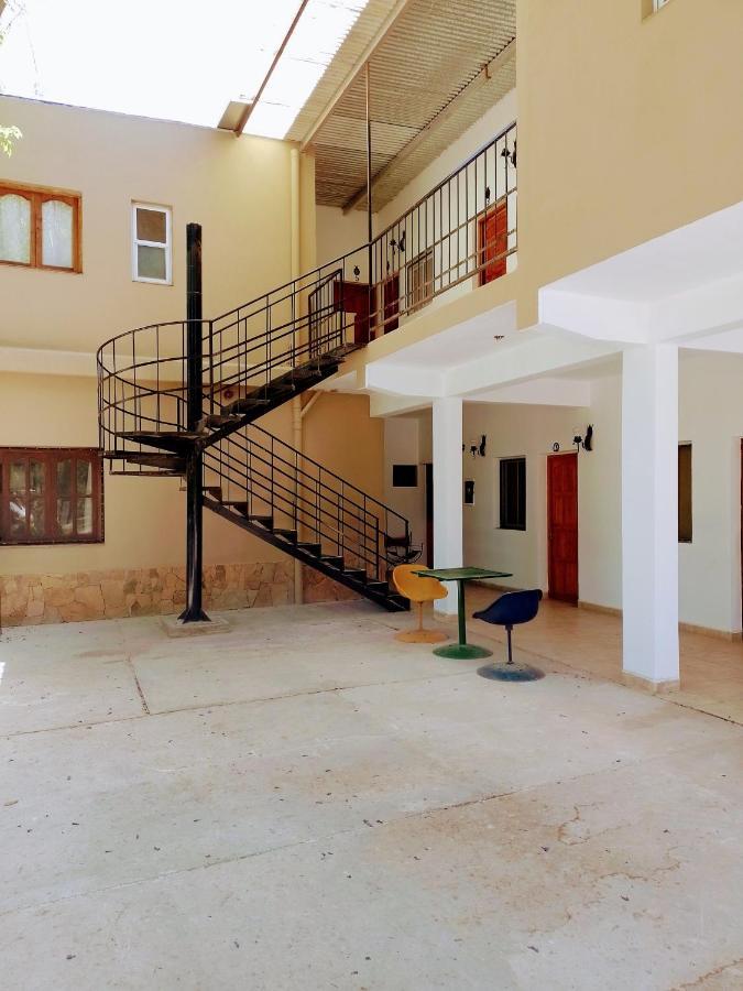Hostal Los Faroles Chicoana Exterior photo
