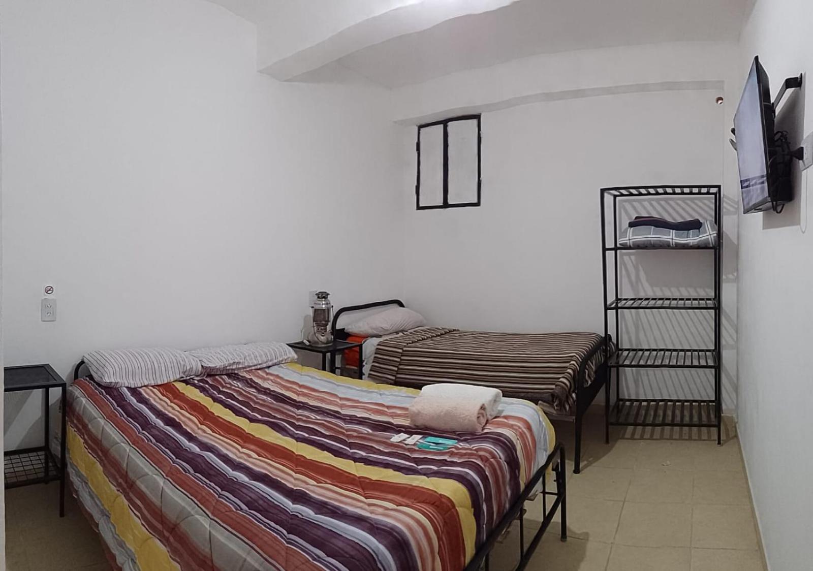 Hostal Los Faroles Chicoana Exterior photo